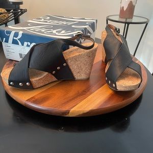 Lucky Brand wedge Sandals